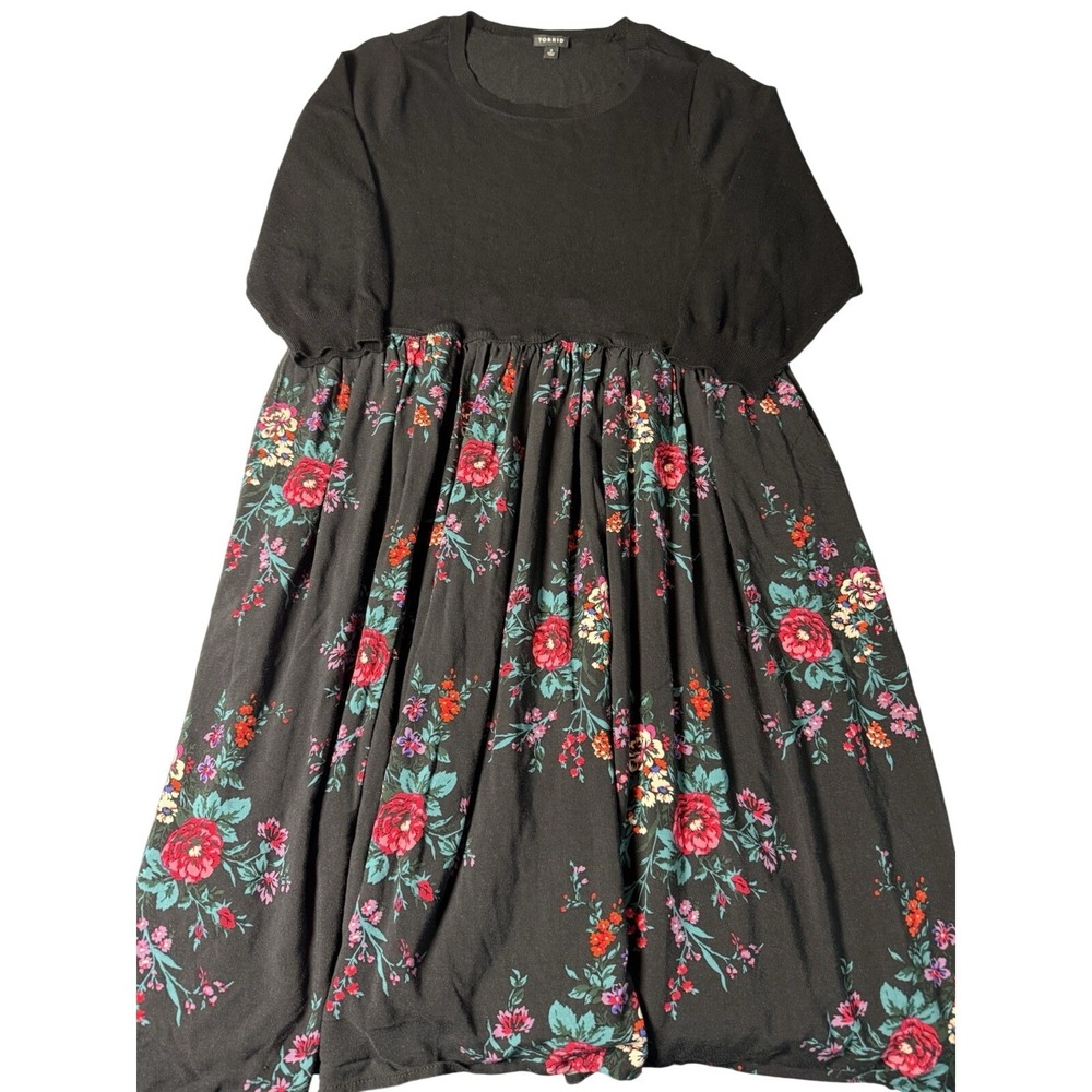 Torrid Floral Babydoll Dress Size 2‎ Black Puff Sleeve Midi